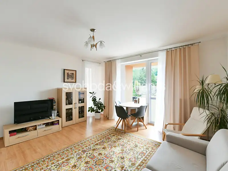 Prodej bytu 1+1 49 m², Karlovy Vary – náhled fotky 1