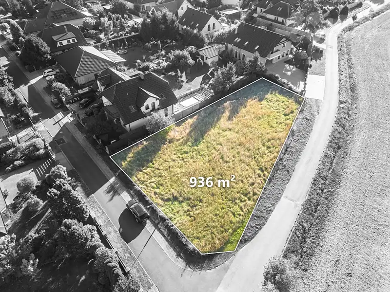 Prodej stavebního pozemku 936 m², Tehovec – náhled fotky 2