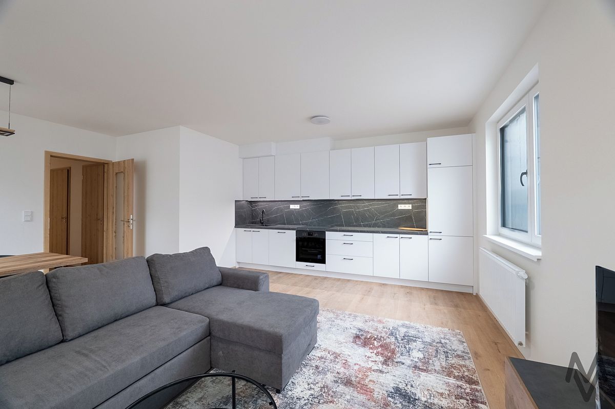 Prodej bytu 1+kk 38 m², Mělník – fotka 1 z 3
