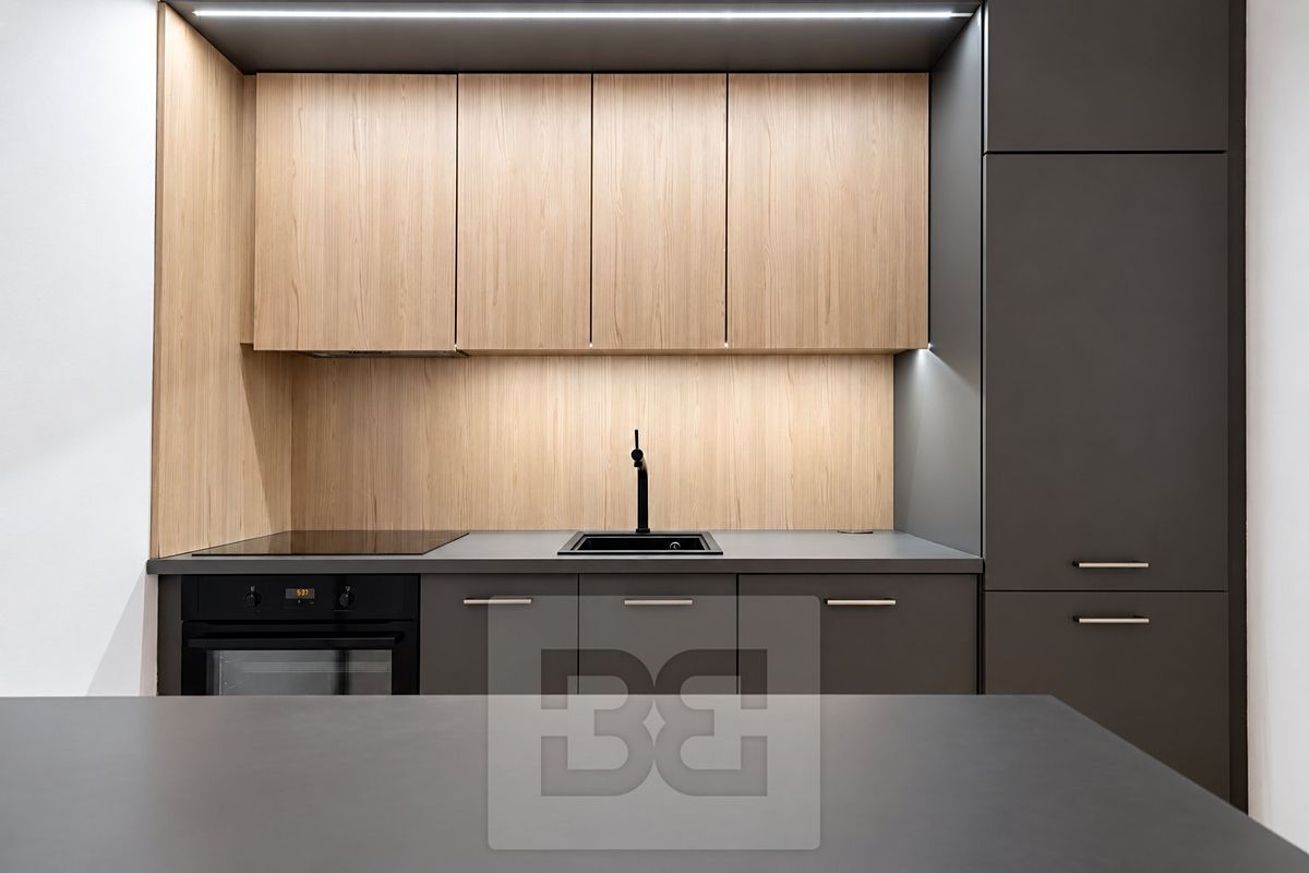 Pronájem bytu 2+kk 65 m² – fotografie 2