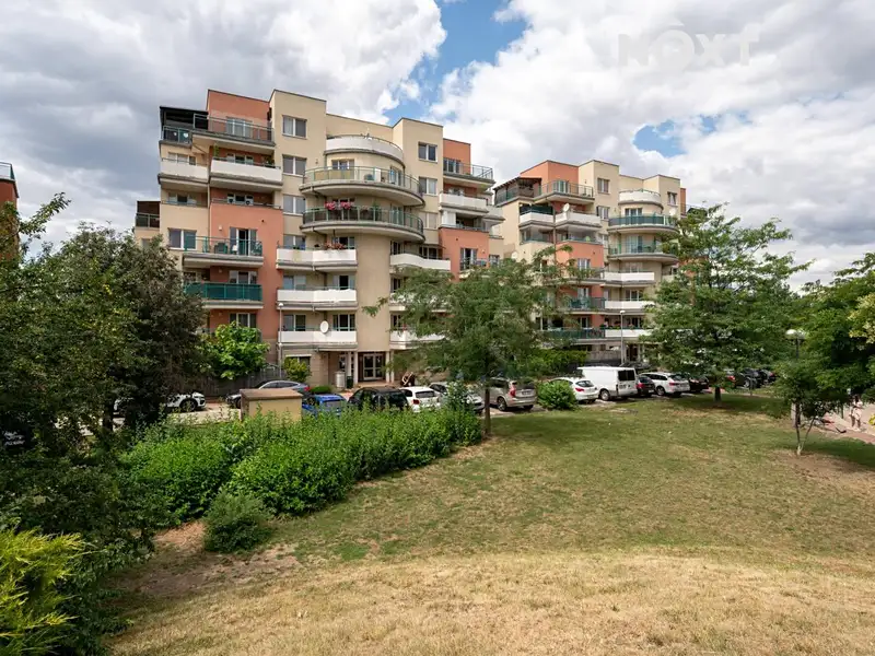 Prodej bytu 2+kk 60 m², Praha – náhled fotky 2