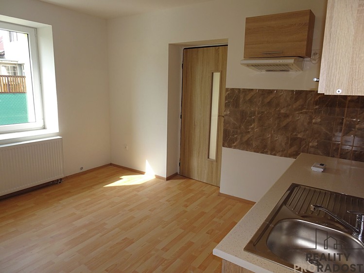 Prodej domu, 100 m² (7 z 20)