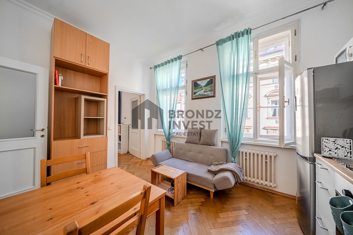 Pronájem bytu 1+1 38 m² – fotografie 4