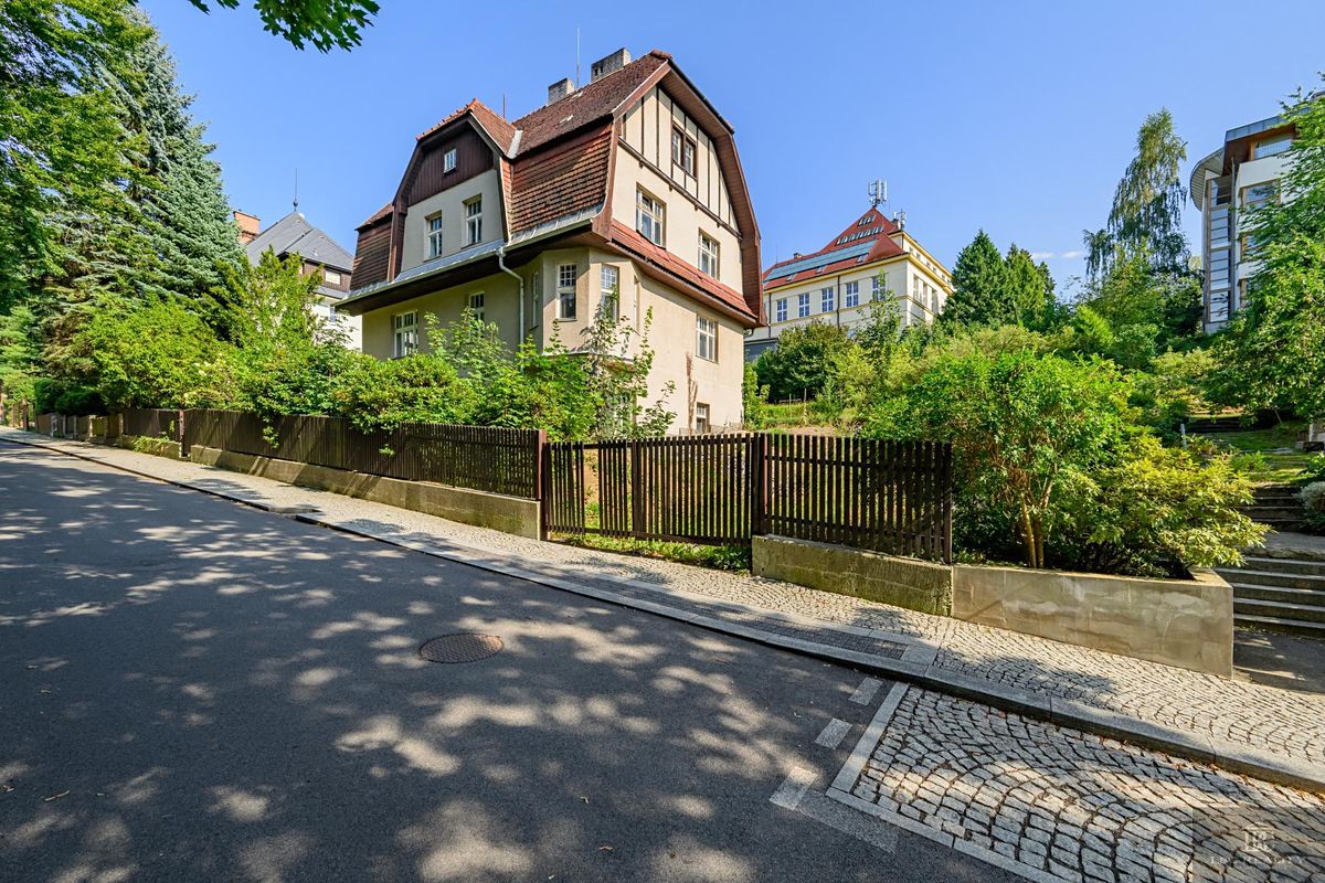 Prodej projektu na klíč 431 m², pozemek 1207 m²