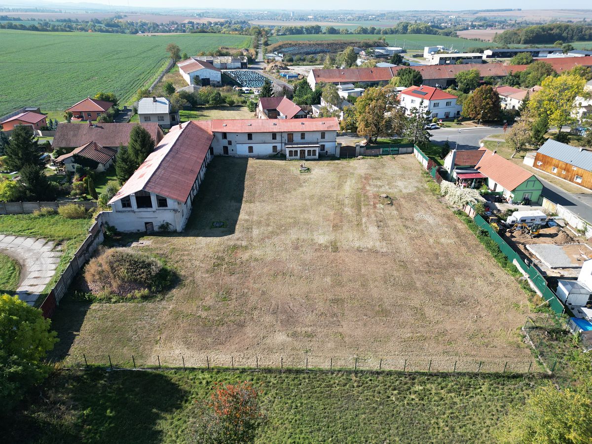Prodej stavebního pozemku 4945 m² – fotografie 4