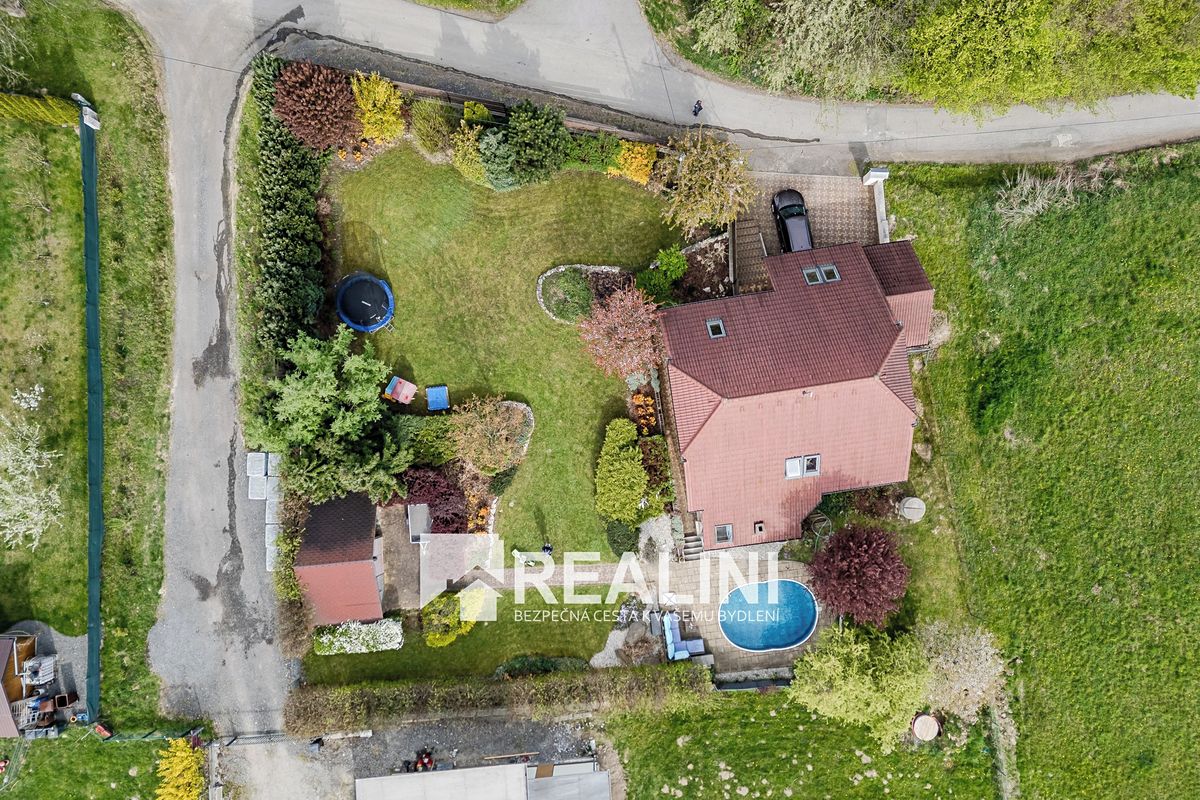 Prodej rodinného domu 168 m², pozemek 1167 m², Petrovice u Karviné – fotka 1 z 3