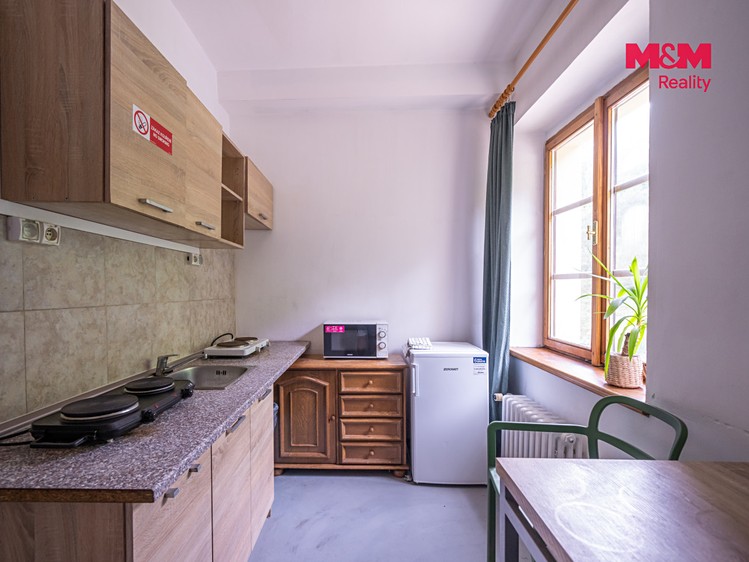 Prodej komerčního prostoru, 620 m² (21 z 30)