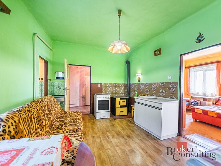 Prodej domu, 78 m² (6 z 21)