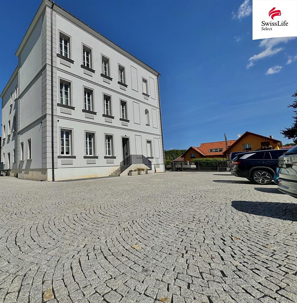 Pronájem kanceláře 70 m² – fotografie 2