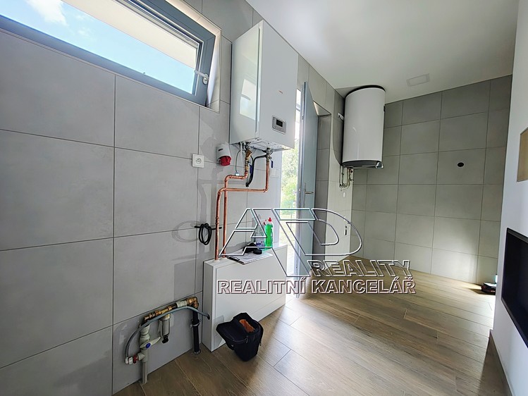 Prodej domu, 91 m² (39 z 44)