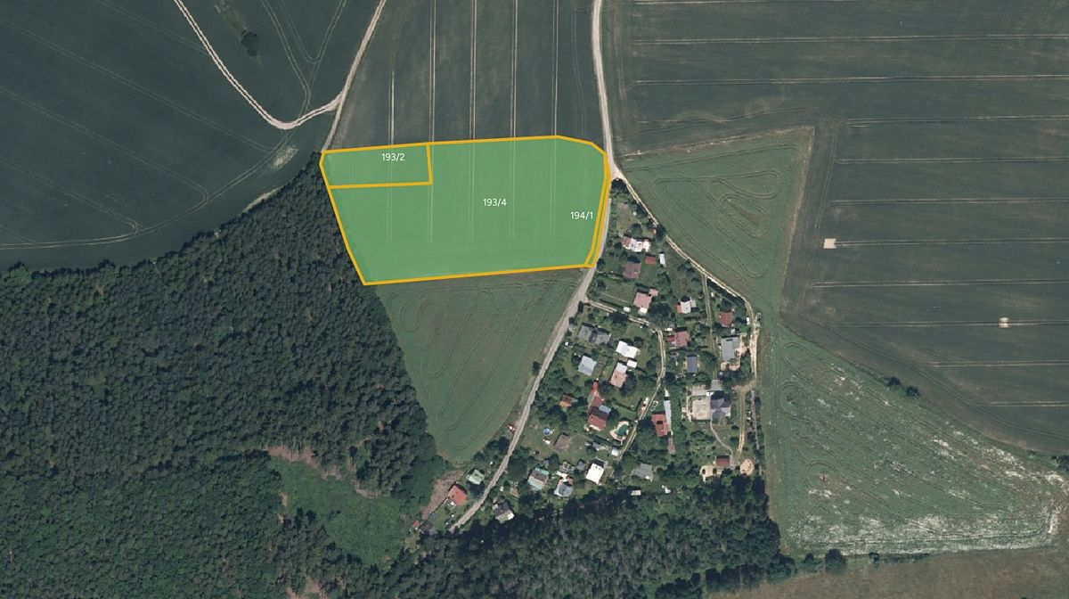 Prodej pole 11572 m², Bojanovice – fotka 1 z 3
