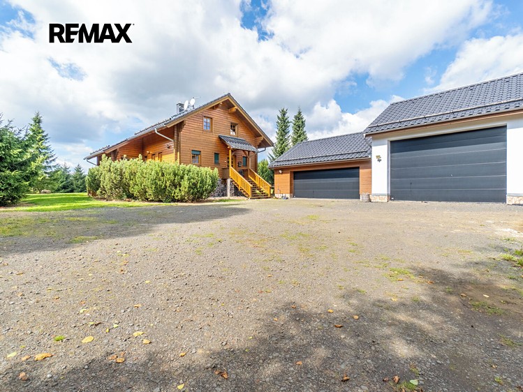 Prodej domu, 195 m² (36 z 45)