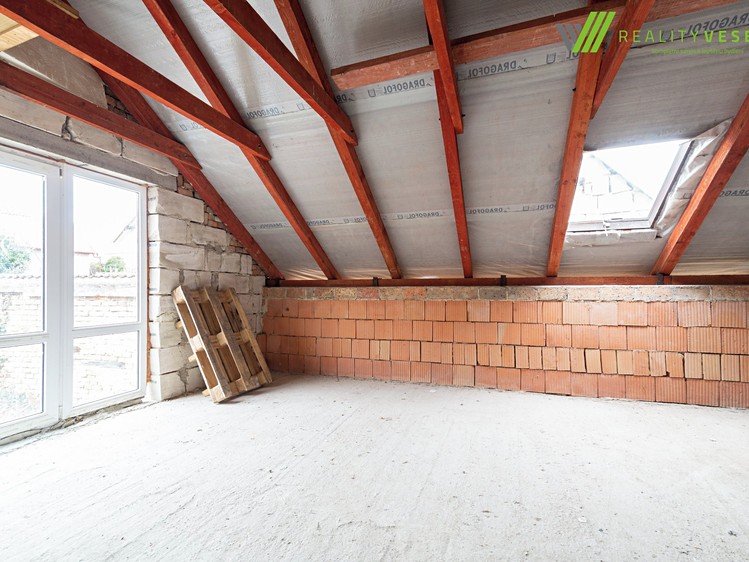 Prodej domu, 109 m² (6 z 14)