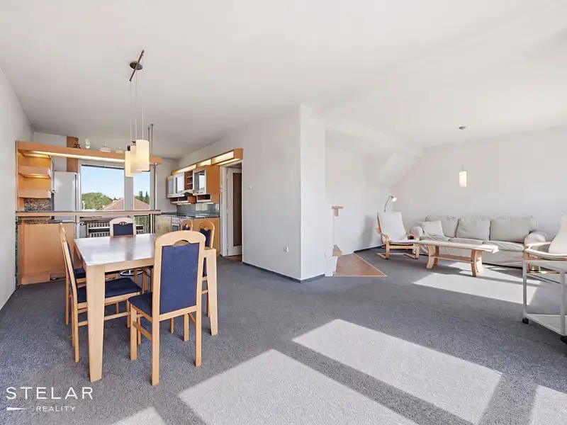 Pronájem rodinného domu 162 m², pozemek 528 m², Blansko – náhled fotky 2