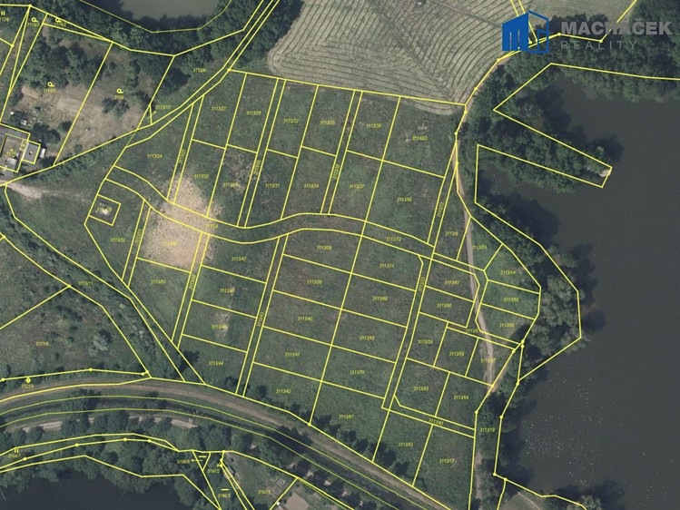 Prodej pozemku, 500 m² (9 z 32)