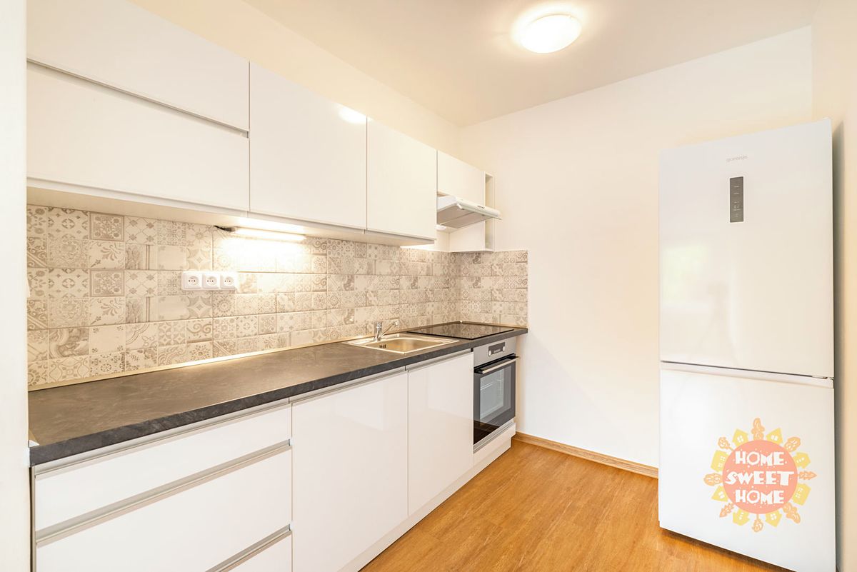Pronájem bytu 2+kk 42 m²