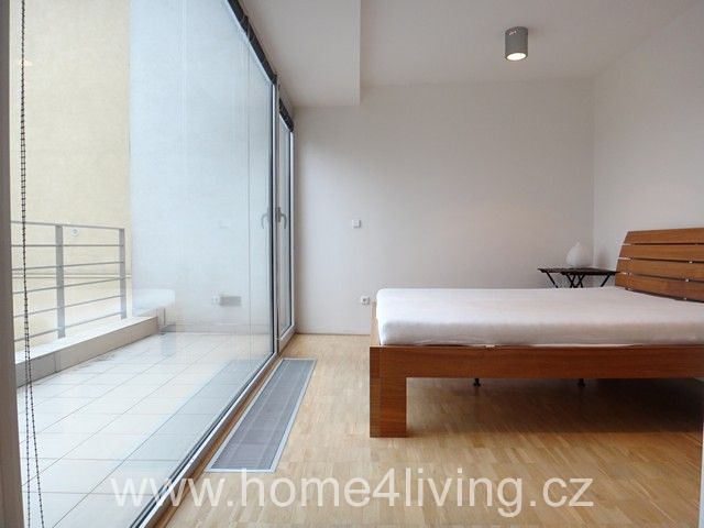 Pronájem bytu 2+kk 48 m² – fotografie 4