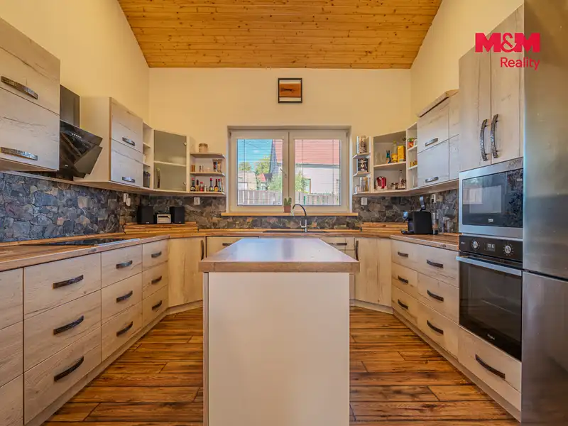 Prodej rodinného domu 109 m², pozemek 3073 m², Doubrava – náhled fotky 3