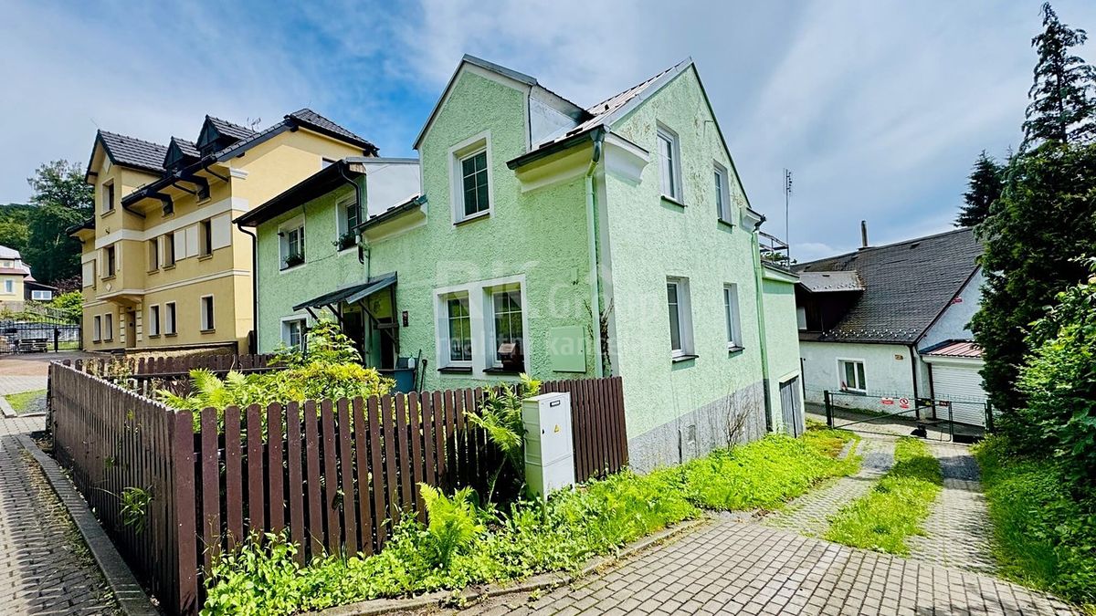 Prodej rodinného domu 90 m², pozemek 155 m²