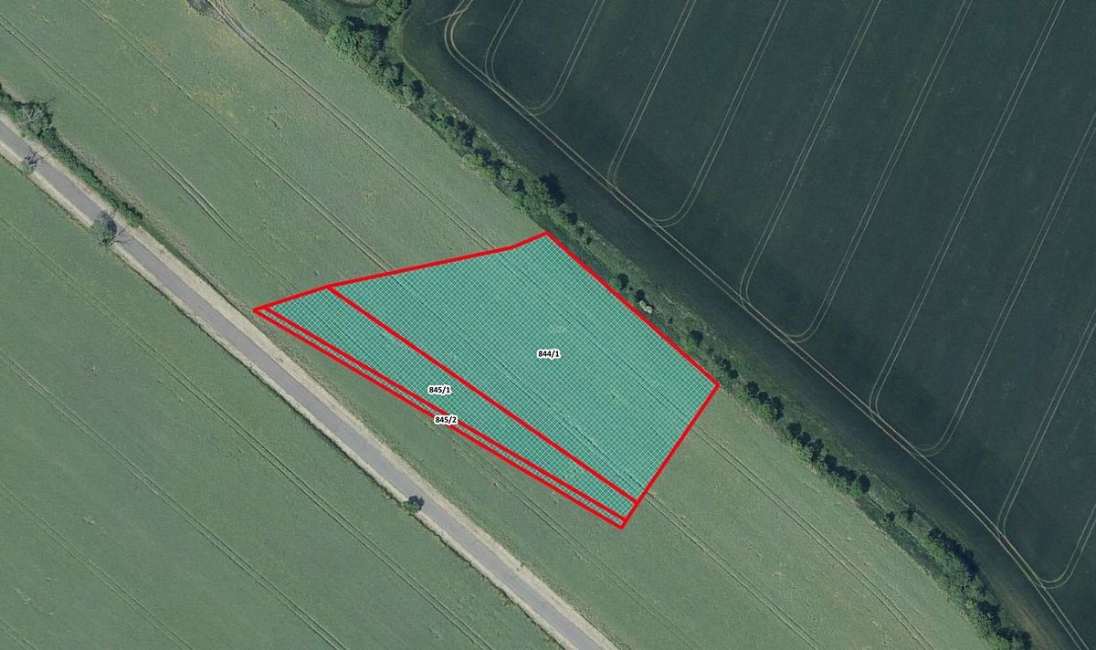 Prodej pole 8290 m², Podsedice – fotka 1 z 3