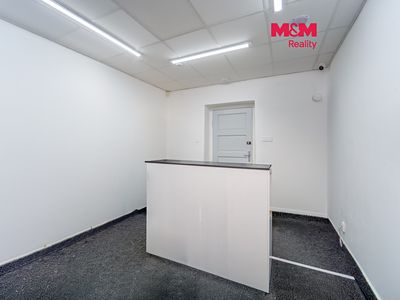 Pronájem obchodního prostoru 43 m²