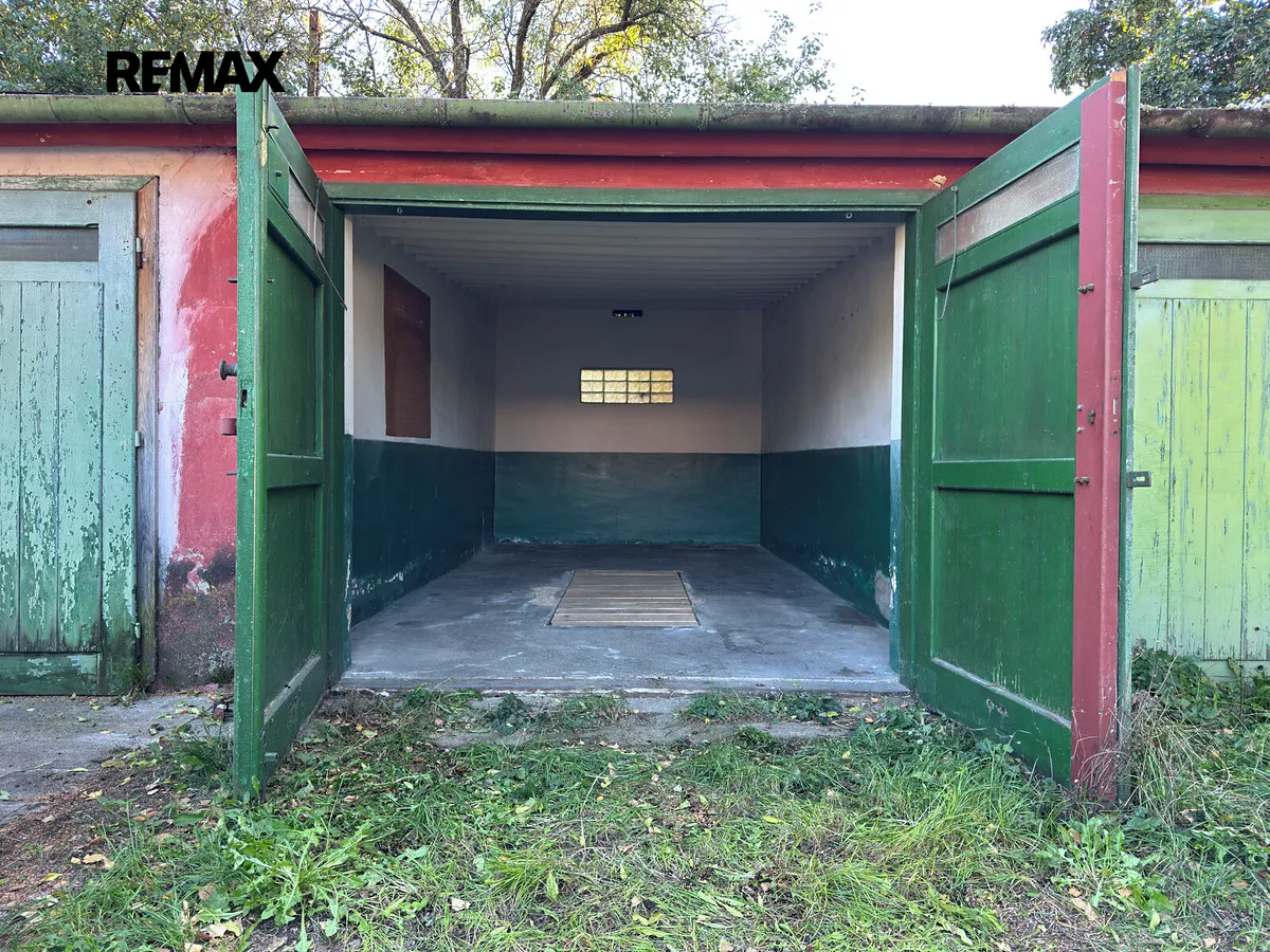 Prodej garáže 16 m²