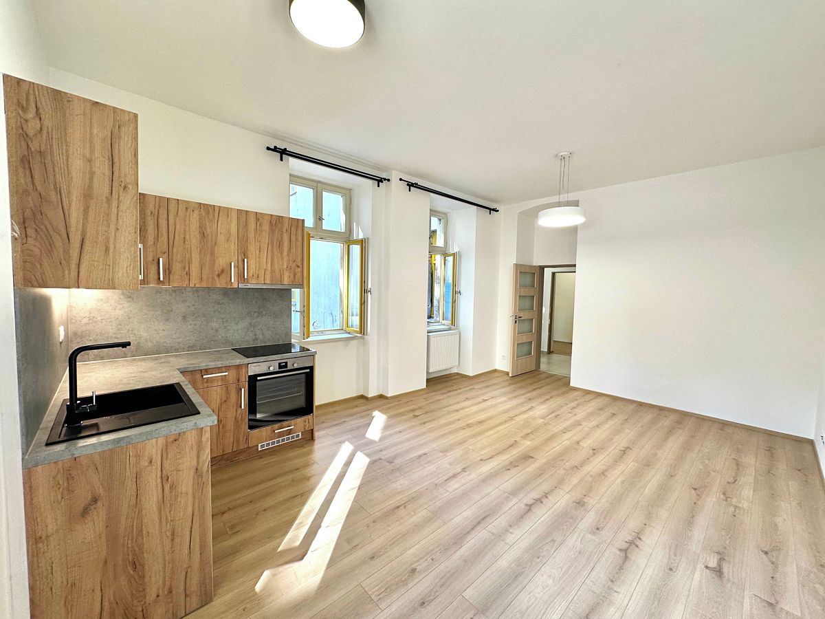 Pronájem bytu 2+kk 62 m²