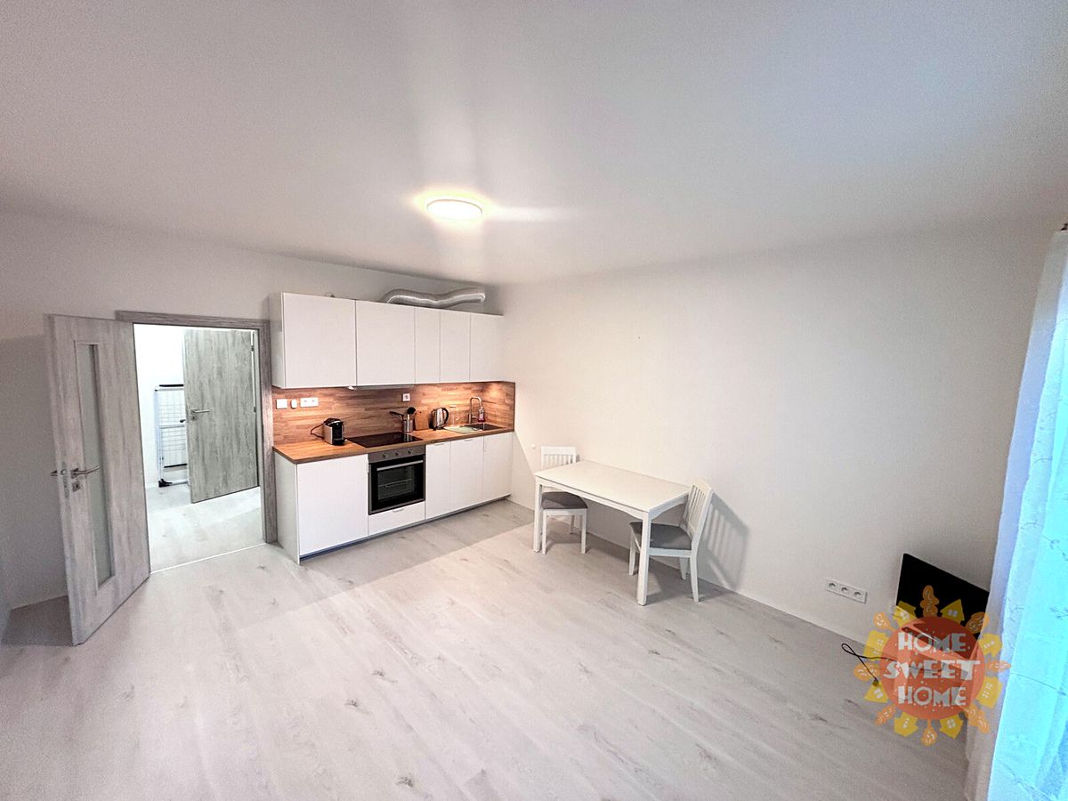Pronájem bytu 1+kk 29 m²
