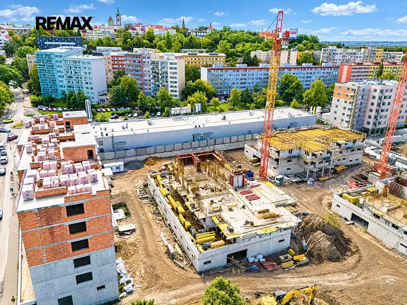 Prodej bytu 1+kk 44 m², Mělník – náhled fotky 1