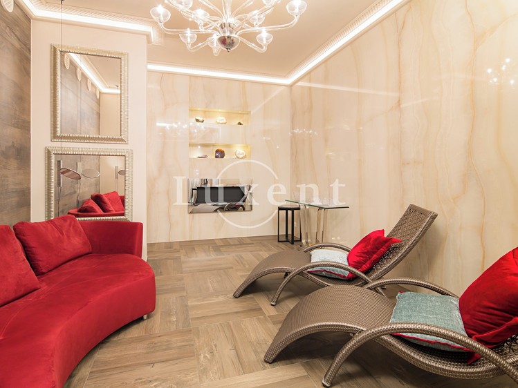 Комерційне приміщення на продаж, 1 221 м² (33 з 42)