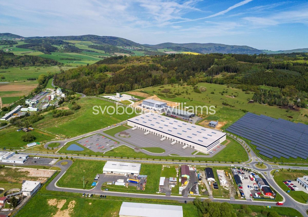 Pronájem skladového prostoru 14000 m² – fotografie 2