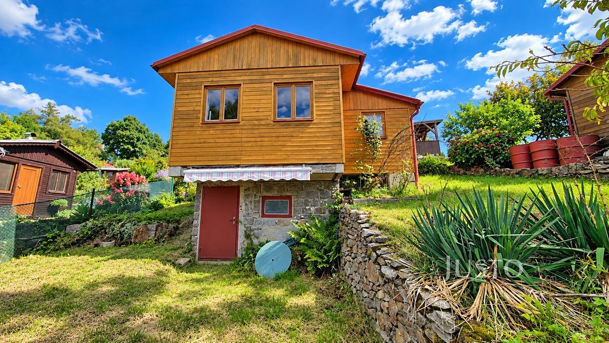 Prodej chaty 34 m², pozemek 322 m², Písek – fotka 1 z 3