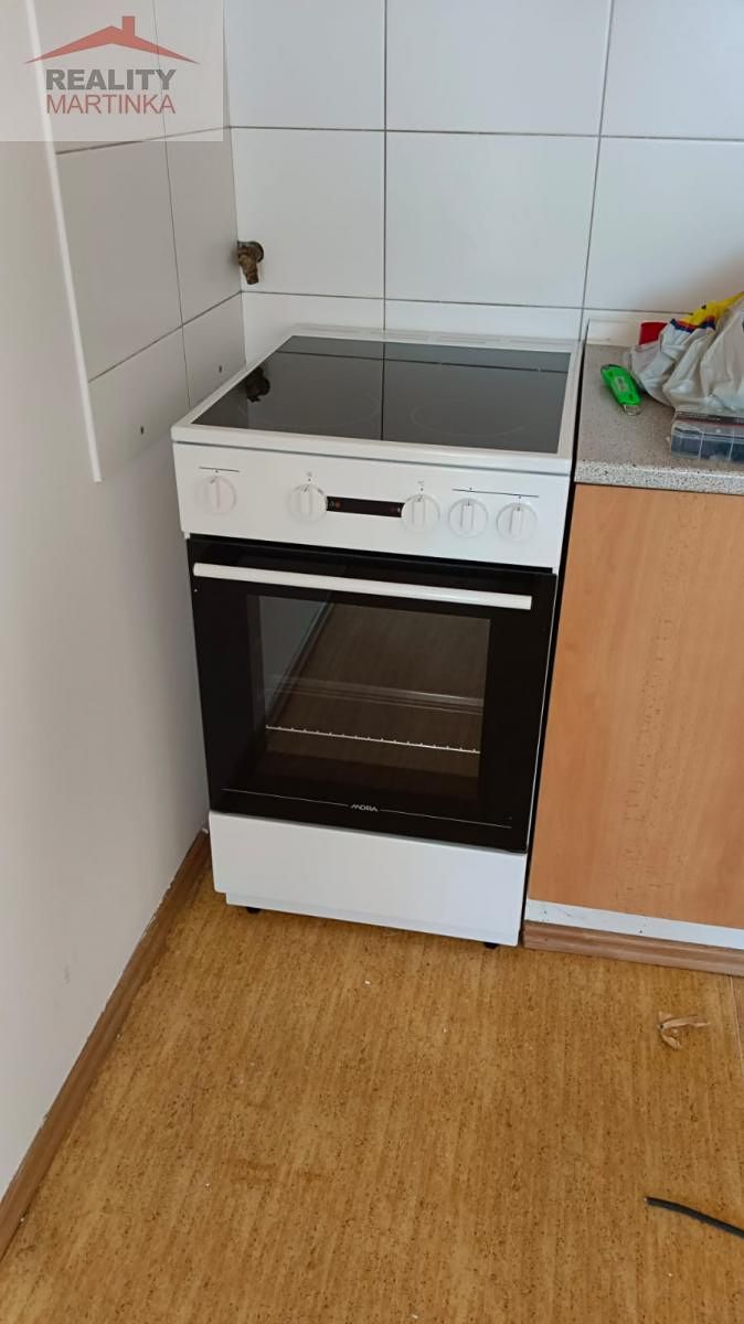 Pronájem bytu 1+kk 37 m² – fotografie 2