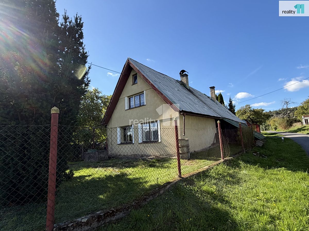 Prodej rodinného domu 80 m², pozemek 8774 m² – fotografie 4