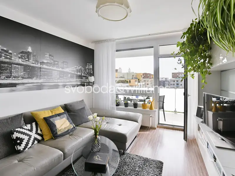 Prodej bytu 2+kk 46 m², Praha – náhled fotky 1