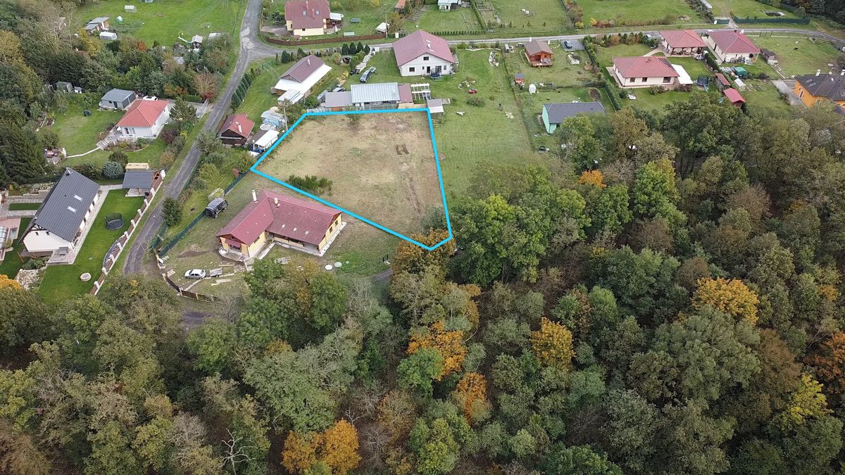 Prodej stavebního pozemku 1572 m² – fotografie 4
