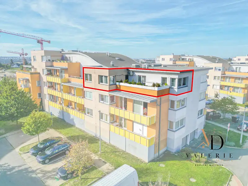 Prodej bytu 3+kk 84 m², Praha – náhled fotky 2