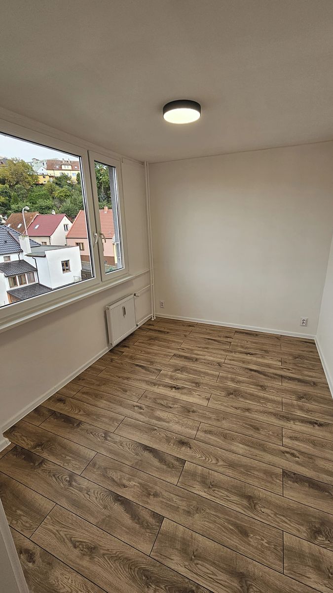 Pronájem bytu 2+1 41 m² – fotografie 5