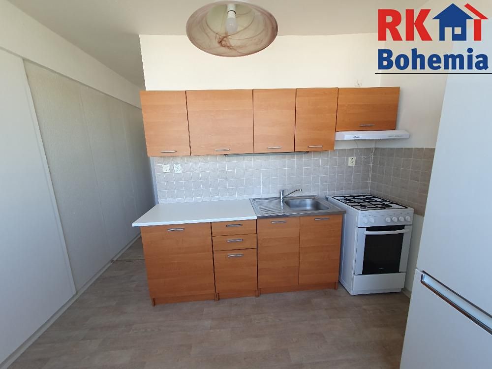 Pronájem bytu 2+1 65 m² – fotografie 3