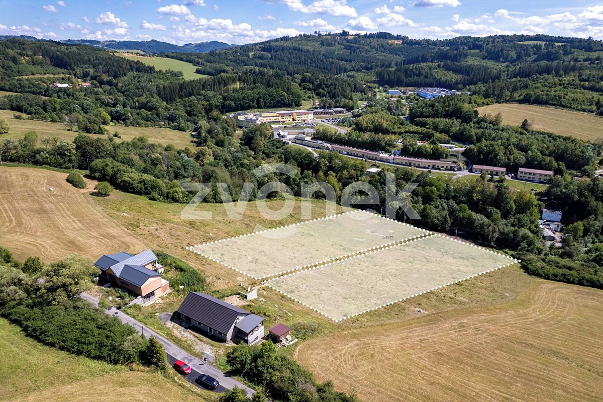 Prodej stavebního pozemku 1051 m² – fotografie 2