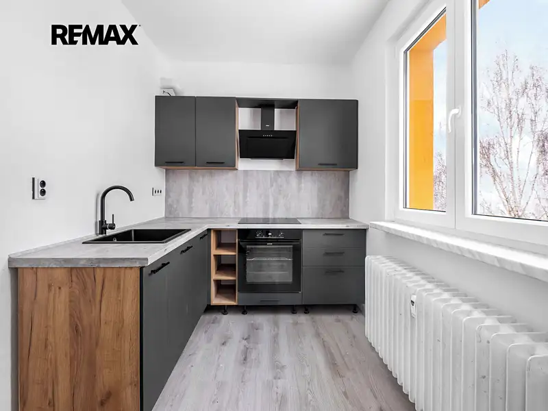 Prodej bytu 2+1 56 m², Rotava – náhled fotky 3