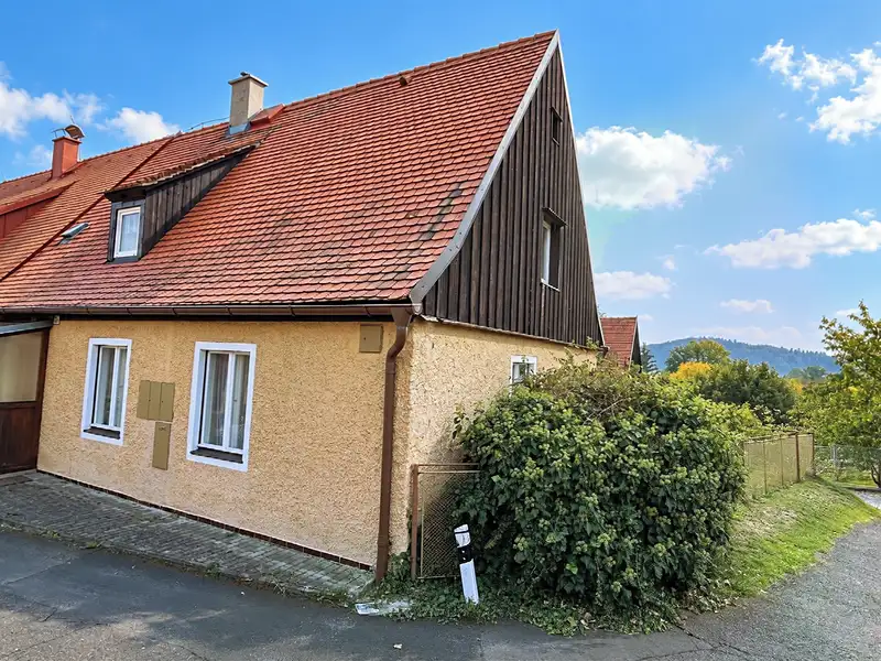 Prodej rodinného domu 151 m², pozemek 771 m², Žlutice – náhled fotky 1