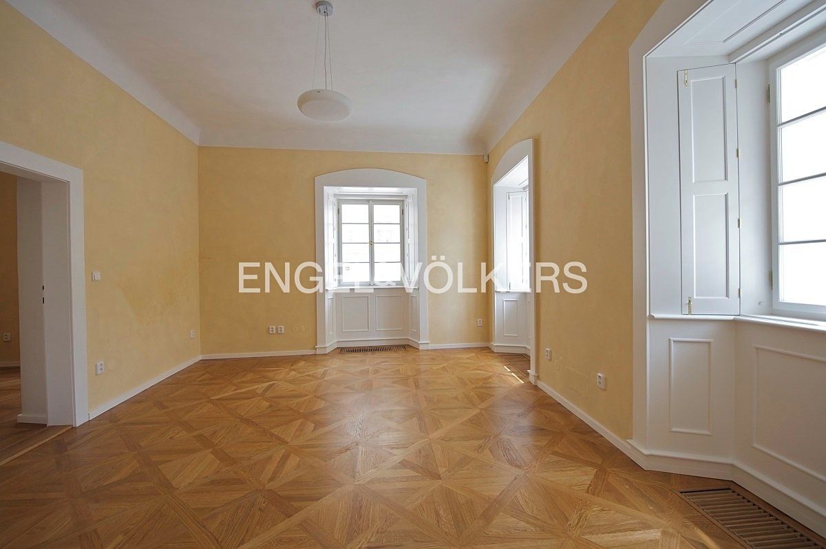 Pronájem bytu 2+1 54 m²