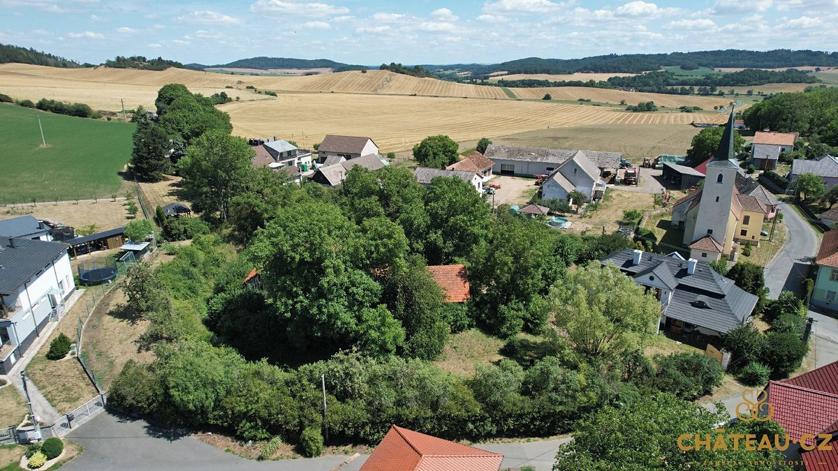 Prodej památky 300 m², pozemek 4906 m² – fotografie 2
