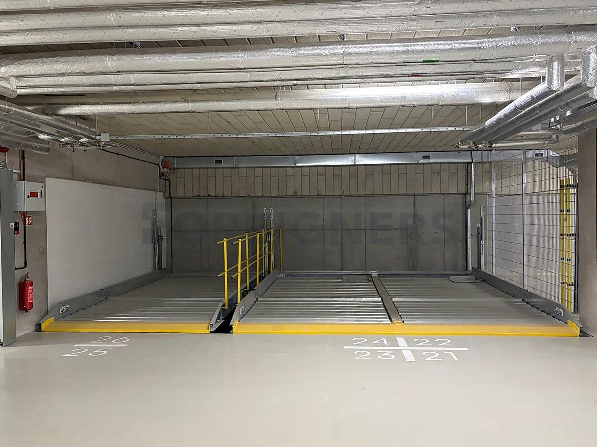 Pronájem garáže 12 m² – fotografie 2