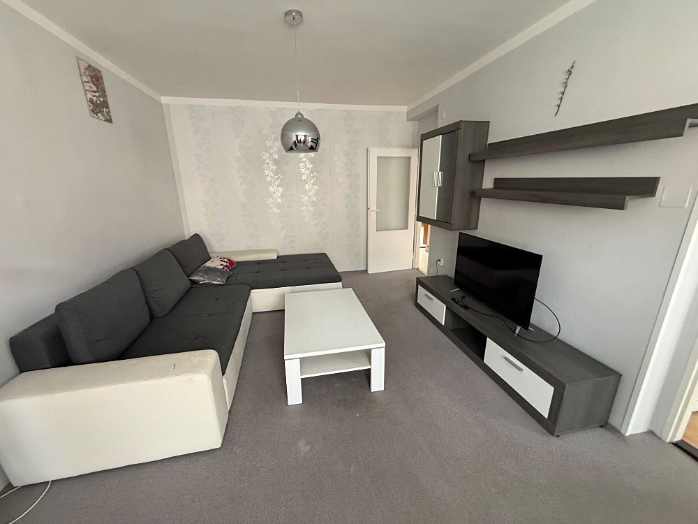Pronájem bytu 3+1 84 m² – fotografie 3