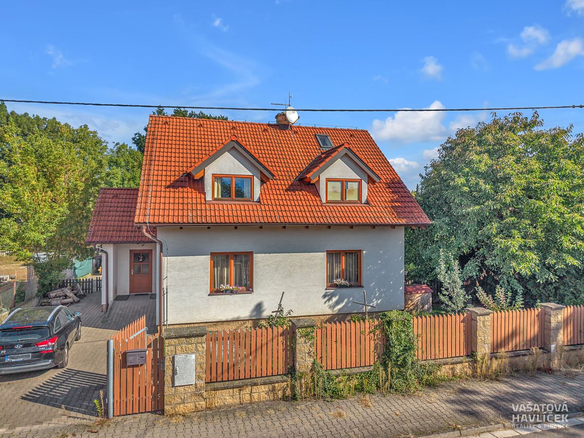 Prodej rodinného domu 146 m², pozemek 762 m²