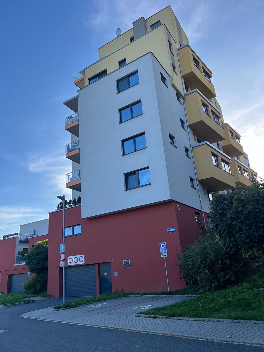 Pronájem bytu 2+kk 60 m² – fotografie 2