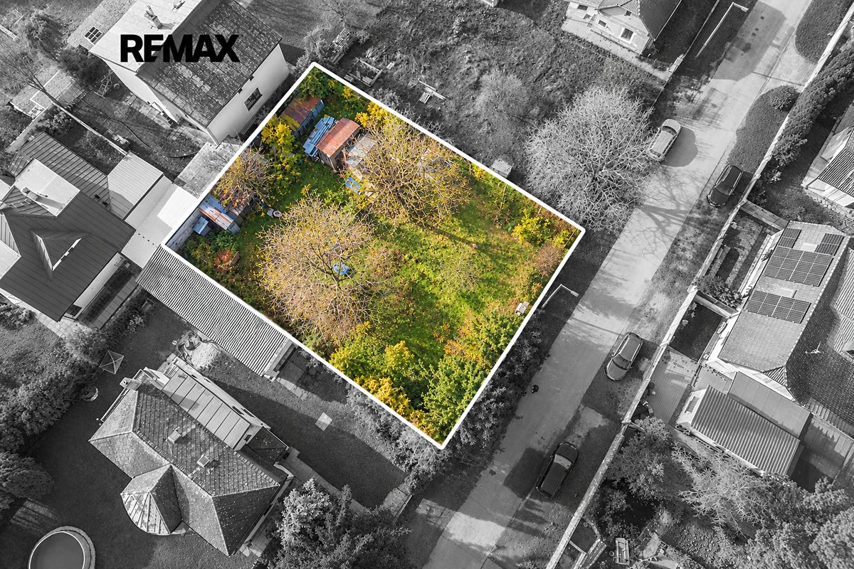 Prodej stavebního pozemku 723 m² – fotografie 3