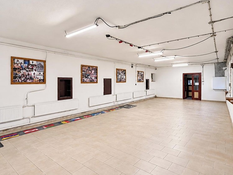 Gewerbefläche zur Miete, 170 m² (1 von 8)